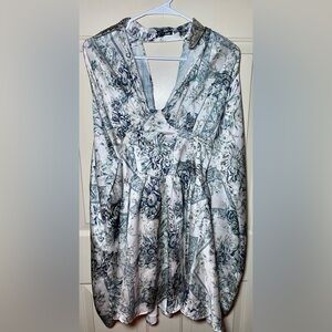 Fashion‎ Nova Women’s Black And White Long Sleeve Pattern Back Out Mini Dress S